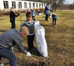 На территории Кневицкого территориального отдела продолжаются субботники в рамках проекта «Единой России» «Генеральная уборка»!.
